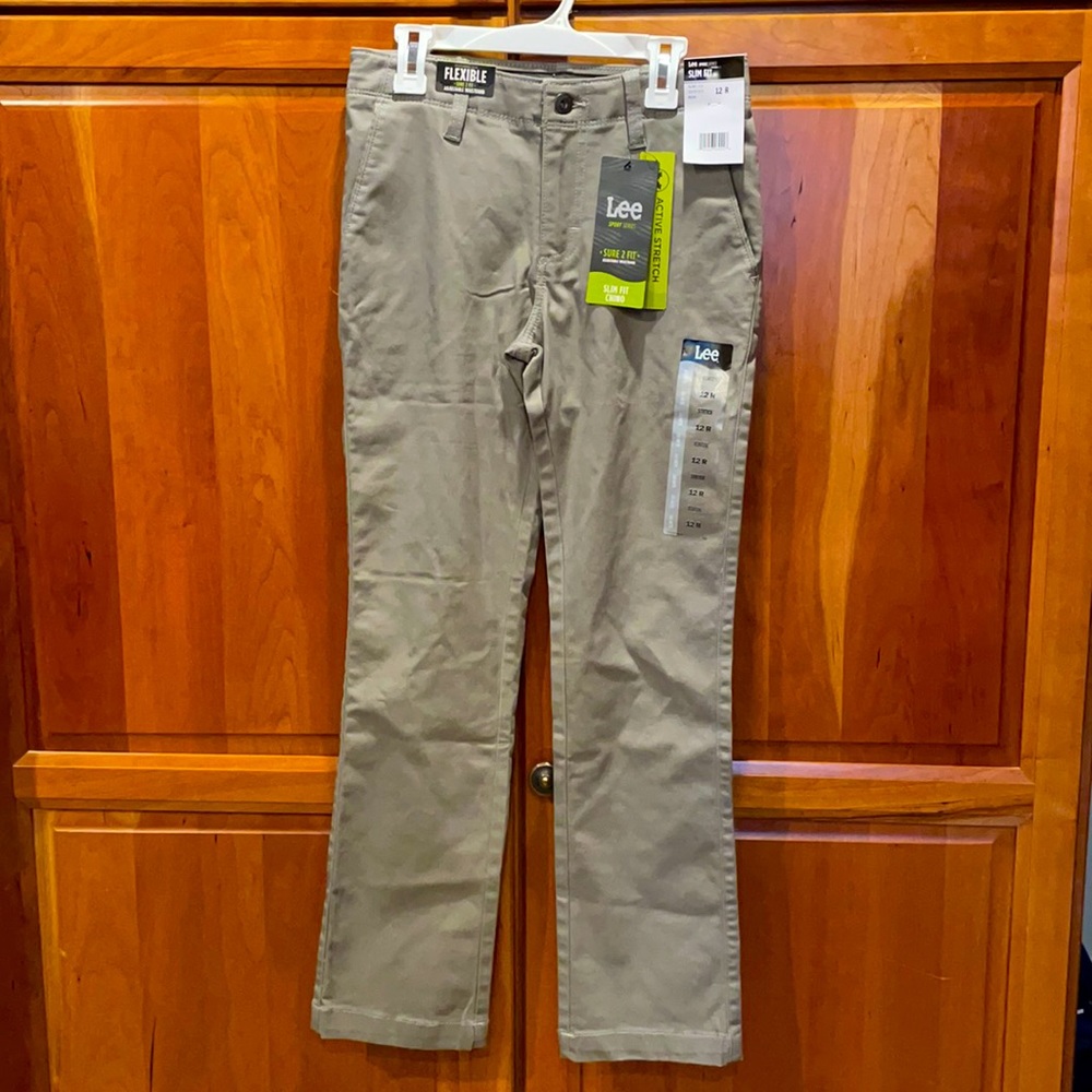 Boys Lee Sport Series Slim Fit Chino Size 12R NWT
